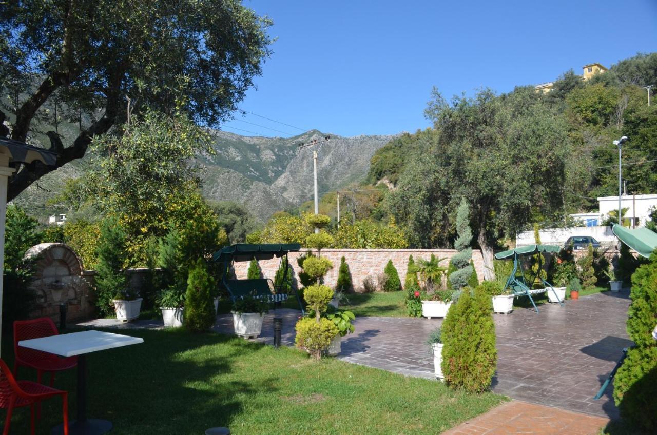 Vila Florika Hotel 보르쉬 외부 사진