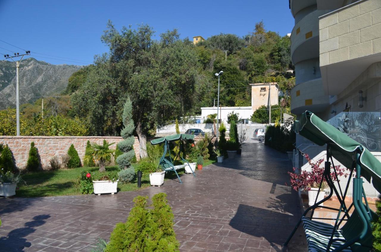 Vila Florika Hotel 보르쉬 외부 사진